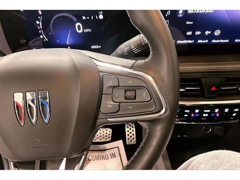 Used 2024 Buick Encore GX Avenir w/ Avenir Technology Package image 20
