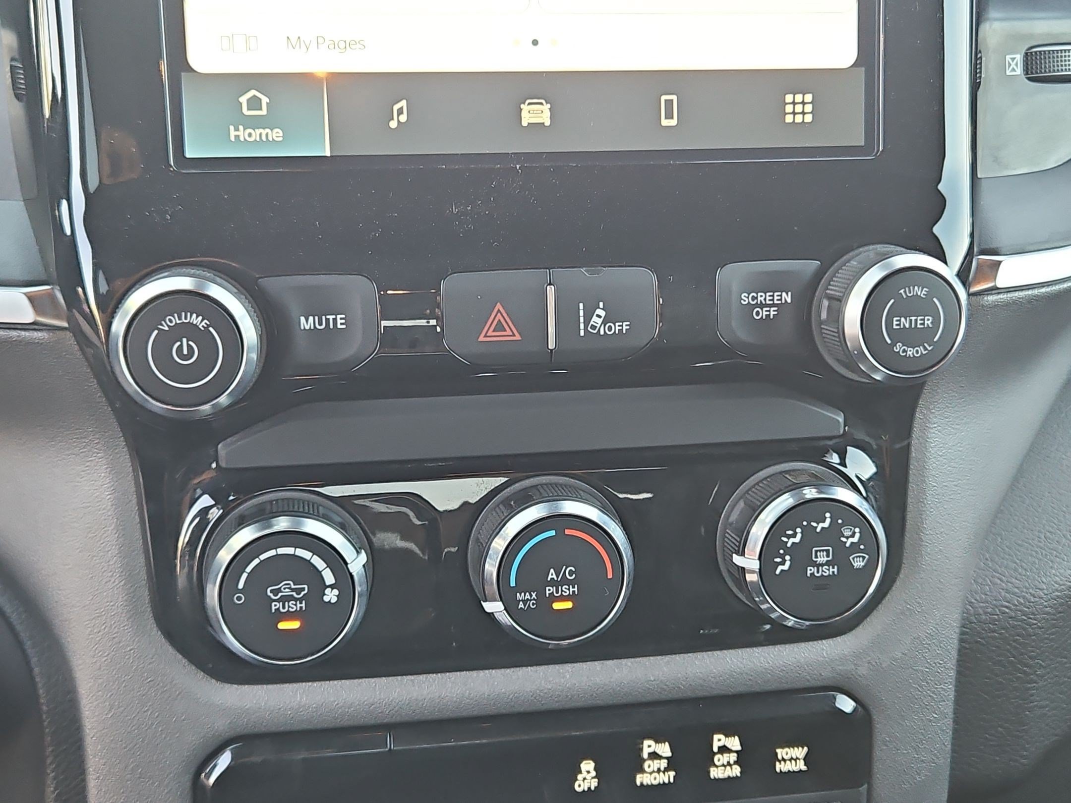 Used 2025 RAM 1500 Big Horn RWD image 21