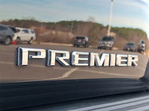 Used 2024 Chevrolet Tahoe Premier image 32