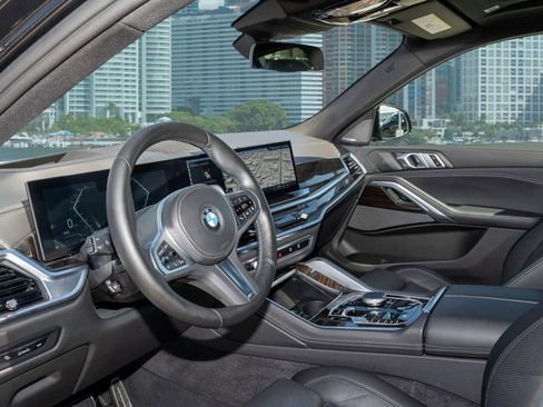 Used 2024 BMW X6 xDrive40i AWD/4WD image 16