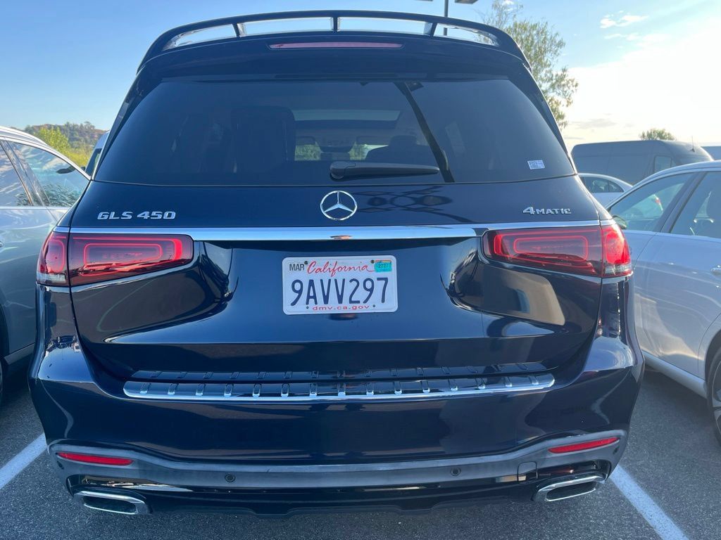 Used 2022 Mercedes-Benz GLS 450 4MATIC image 4