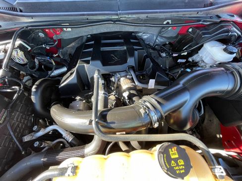 Used 2017 Ford F150 XLT image 32