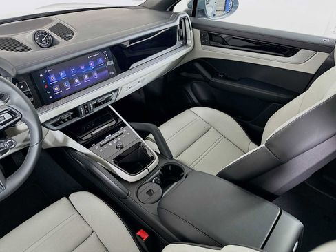 New 2026 Porsche Cayenne E-Hybrid image 25
