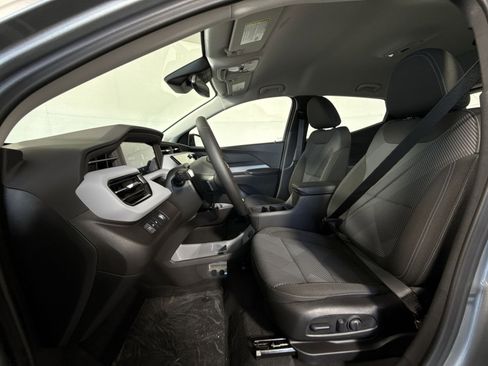 New 2027 Chevrolet Bolt LT w/ Comfort Package image 13