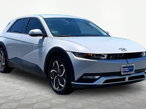 Certified 2024 Hyundai Ioniq 5 SEL RWD image 5