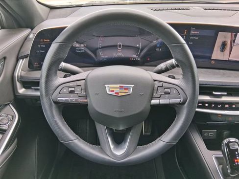 Used 2025 Cadillac XT4 Sport FWD image 10
