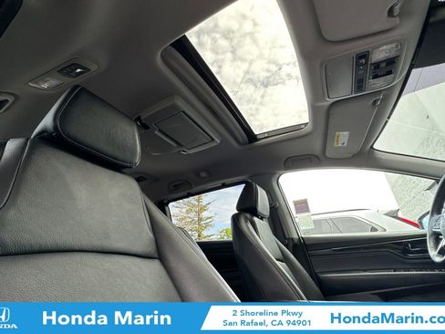 Used 2023 Honda Odyssey Touring image 20