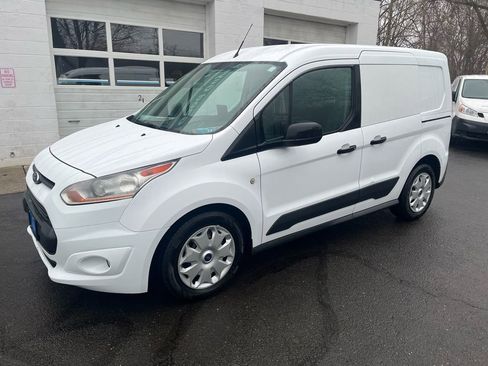 Used 2016 Ford Transit Connect XLT image 3