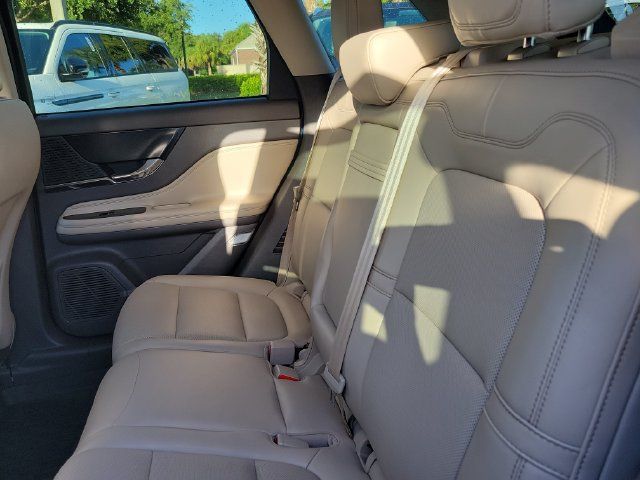 Certified 2020 Lincoln Corsair AWD w/ Premium Package image 16