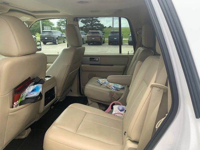 Used 2015 Ford Expedition Limited w/ Equipment Group 301A RWD image 10