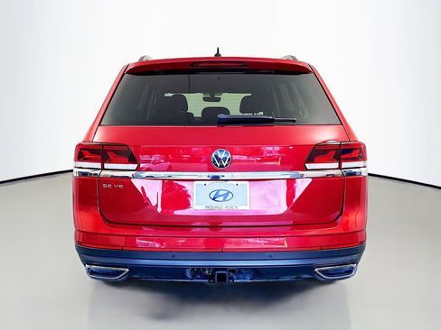 Used 2023 Volkswagen Atlas SE w/ Black Wheel Package FWD image 6