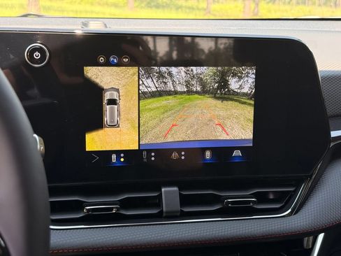 New 2026 Chevrolet Equinox RS w/ Safety and Technology Package FWD image 18