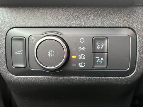 Certified 2022 Ford Escape SEL w/ SEL Stealth AWD Package image 21