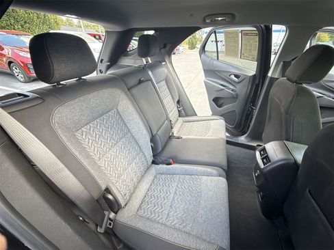 Used 2022 Chevrolet Equinox LT image 24