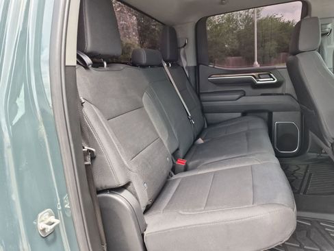 Used 2025 Chevrolet Silverado 1500 LT RWD image 26