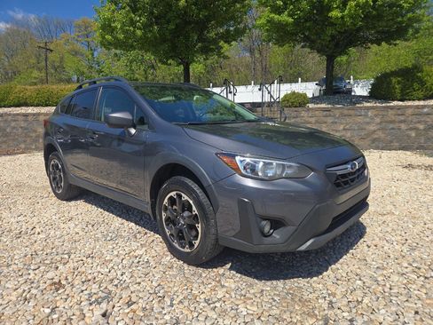 Used 2021 Subaru Crosstrek 2.0i Premium w/ Popular Package #2 AWD/4WD image 1