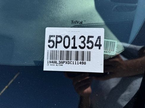 Used 2016 Nissan Altima 2.5 SV FWD image 35