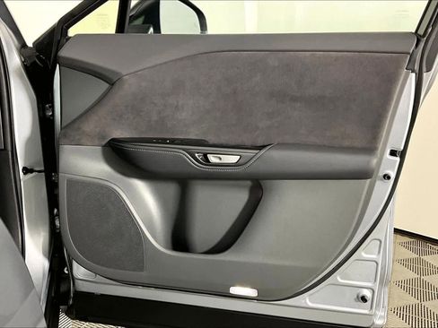 Used 2023 Lexus RZ 450e Premium image 21