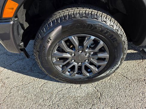 Used 2022 Ford Ranger XLT w/ Equipment Group 301A Mid image 10