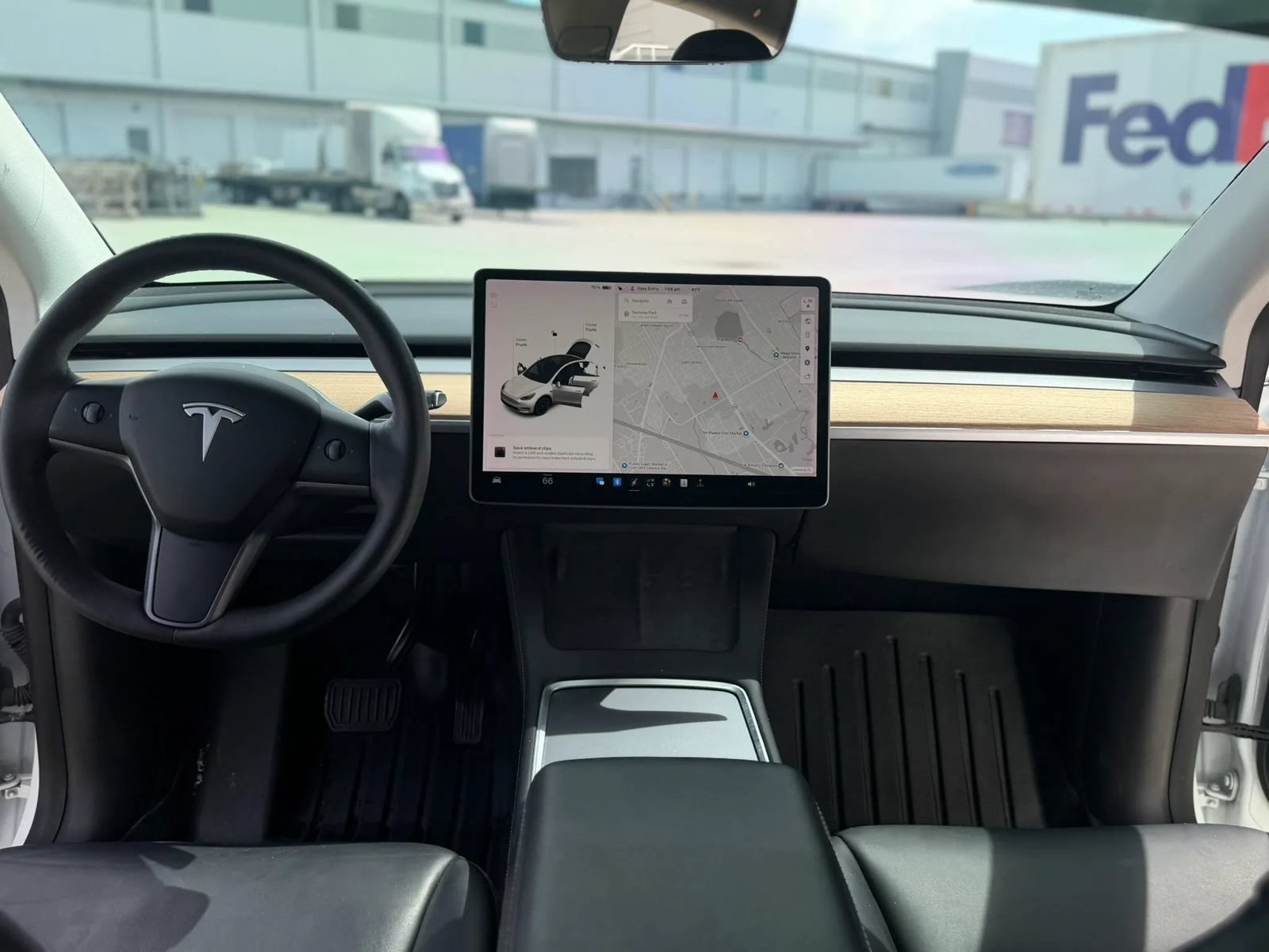 Used 2021 Tesla Model Y Long Range AWD/4WD image 26