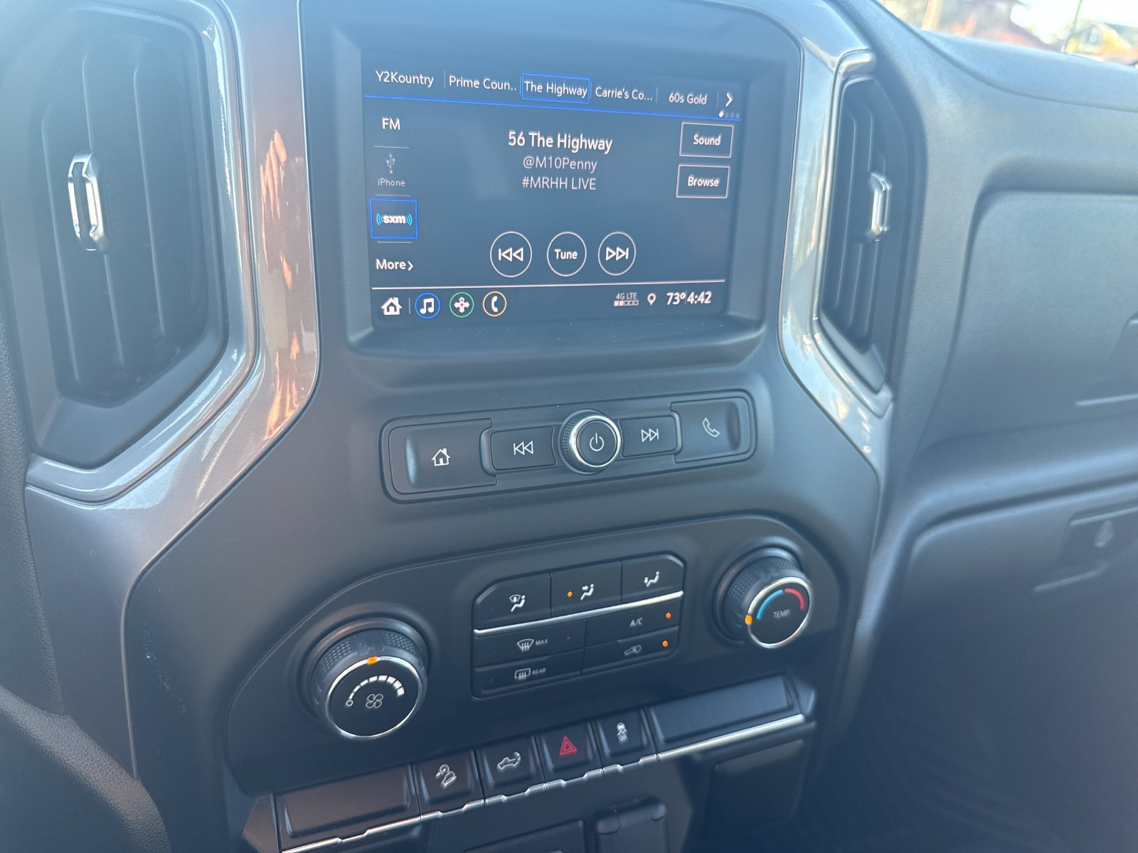 Used 2021 Chevrolet Silverado 1500 Custom Trail Boss w/ Safety Confidence Package AWD/4WD image 24