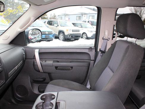 Used 2011 Chevrolet Silverado 1500 LT image 14