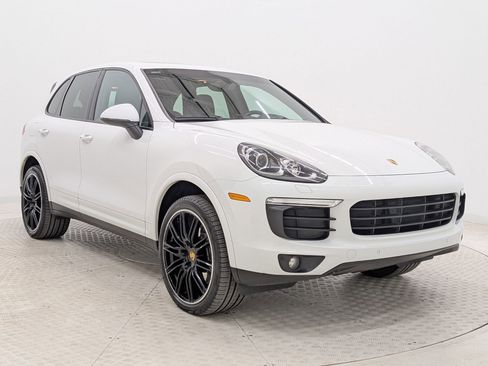 Used 2018 Porsche Cayenne AWD image 7