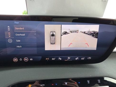 Used 2026 Buick Enclave Preferred AWD/4WD image 24