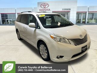 Used 2015 Toyota Sienna XLE video 2