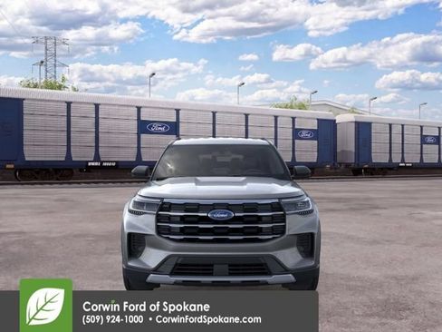 New 2026 Ford Explorer Active AWD/4WD image 8
