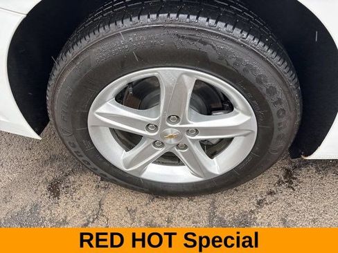 Used 2024 Chevrolet Malibu LS w/ Driver Confidence Package FWD image 40