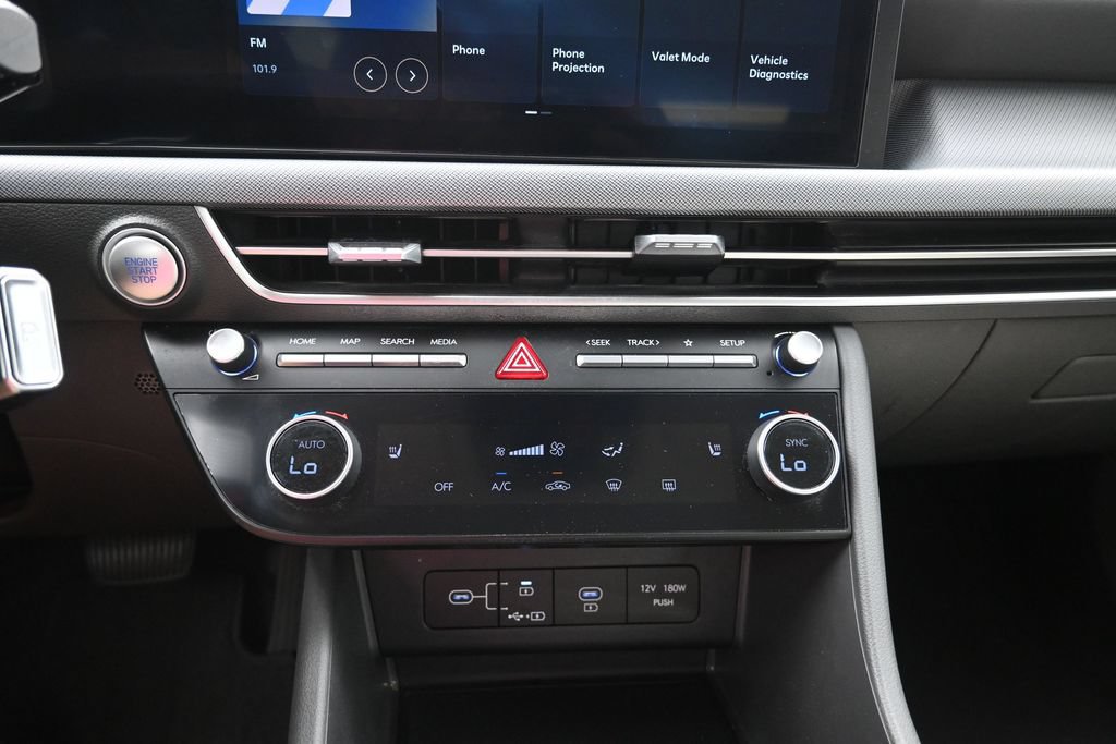 Used 2025 Hyundai Sonata SEL FWD image 18