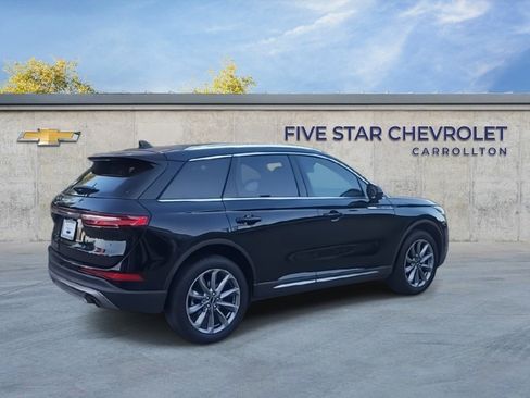 Used 2022 Lincoln Corsair FWD w/ Premium Package image 8