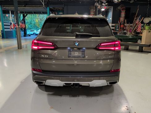 Used 2021 BMW X5 xDrive40i w/ Premium Package AWD/4WD image 9
