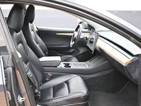 Used 2023 Tesla Model 3 Standard Range RWD image 40