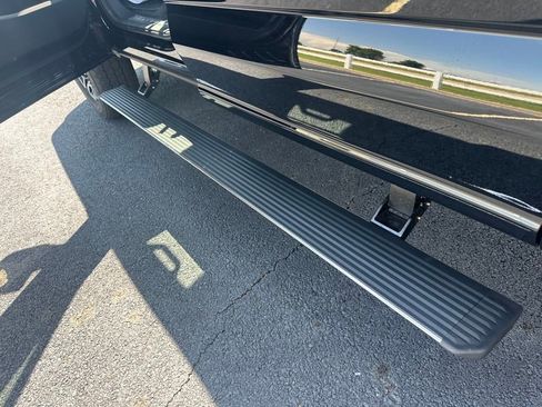 New 2025 Ford F350 Platinum image 25