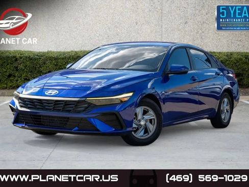 Used 2025 Hyundai Elantra SE FWD image 1