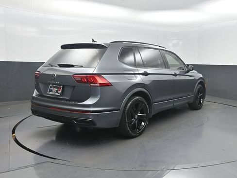 Used 2023 Volkswagen Tiguan SE R-Line FWD image 32