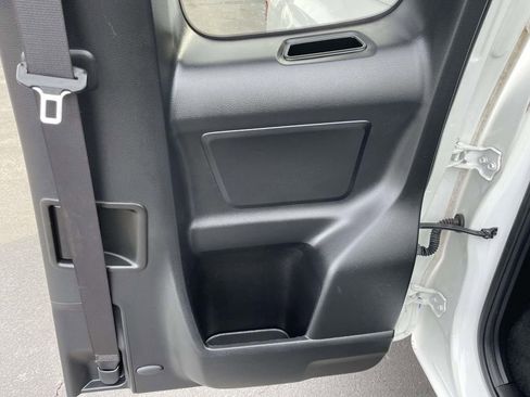 Used 2022 Toyota Tacoma SR image 42