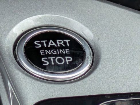 Used 2024 Nissan Altima 2.5 SR FWD image 26