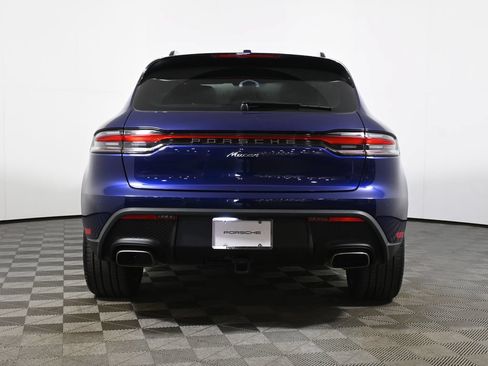 Used 2025 Porsche Macan AWD/4WD image 6