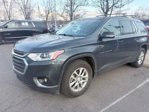 Used 2018 Chevrolet Traverse LT w/ LPO, Floor Liner Package image 1