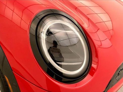 Certified 2025 MINI Cooper S image 27