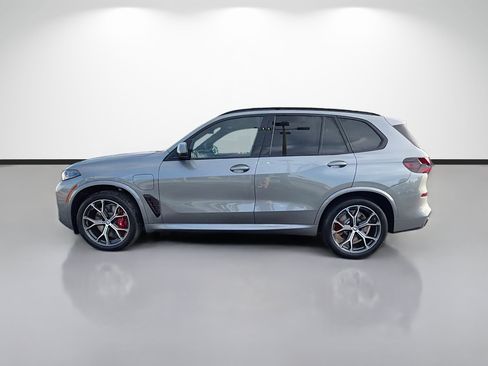 New 2026 BMW X5 xDrive50e w/ M Sport Package AWD/4WD image 6