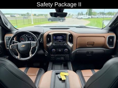 Used 2022 Chevrolet Silverado 2500 High Country w/ Z71 Off-Road Package AWD/4WD image 7