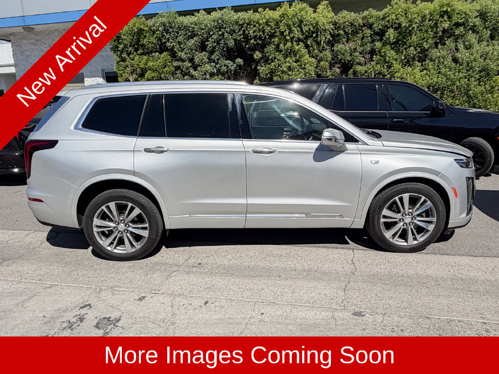 Used 2020 Cadillac XT6 Premium Luxury w/ Platinum Package AWD/4WD image 2