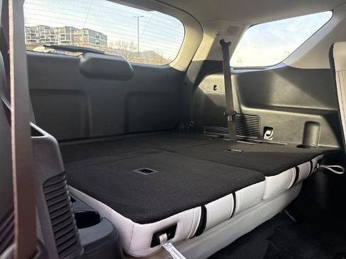 Certified 2025 Ford Explorer Platinum w/ Ultimate Package image 31