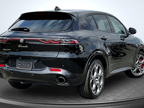 Used 2024 Alfa Romeo Tonale Veloce AWD/4WD image 5