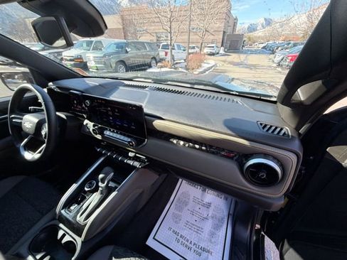 Certified 2024 Chevrolet Colorado ZR2 w/ Safety Package image 28