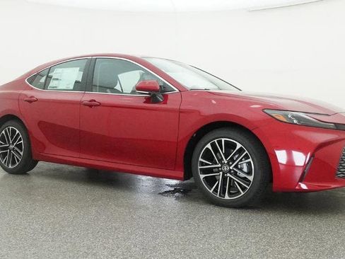 New 2026 Toyota Camry XLE FWD image 28